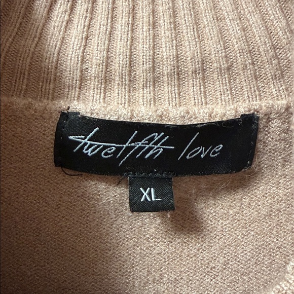 Twelfth love SZ XL Lush Pink Sweater - Picture 2 of 4